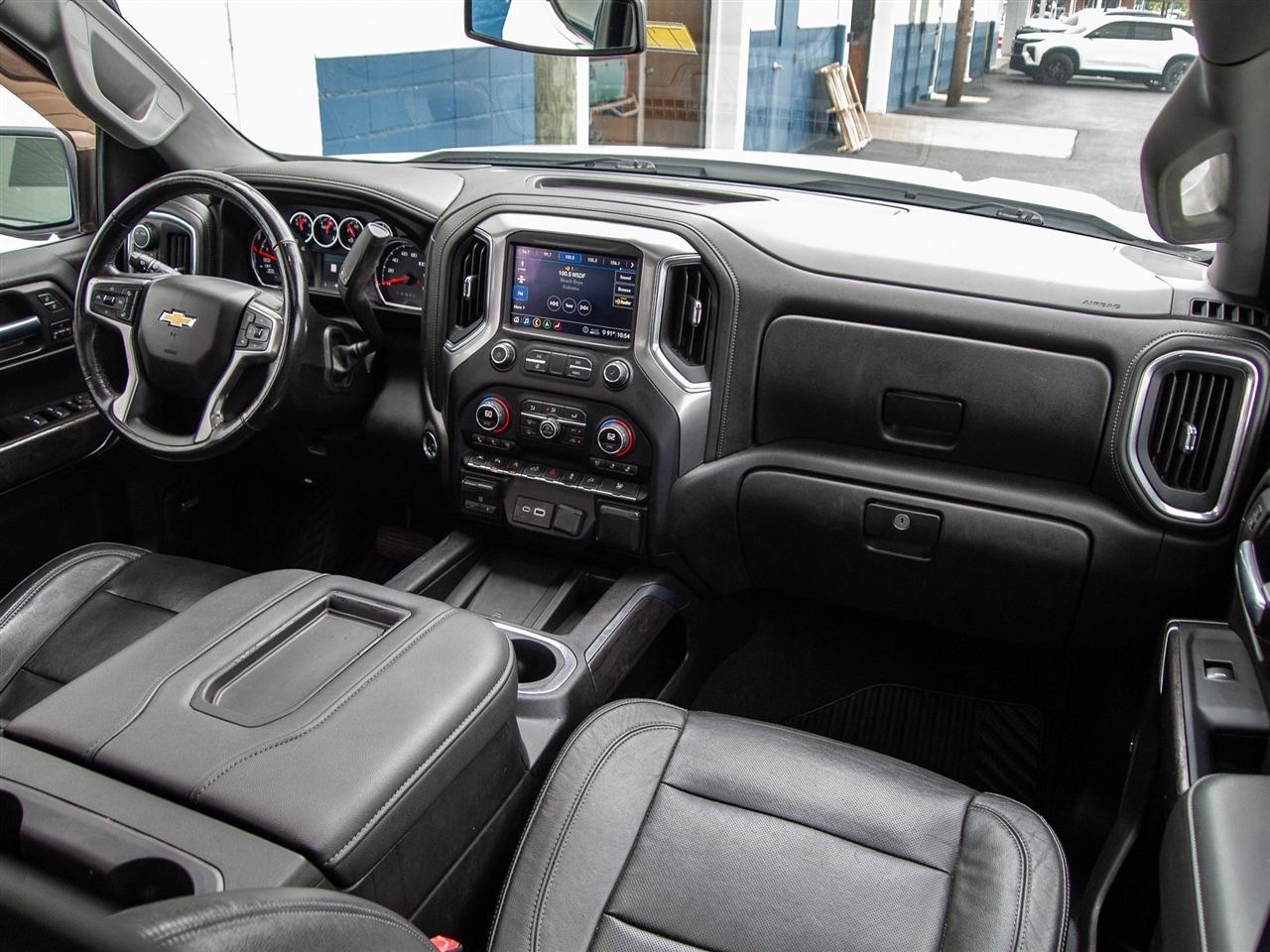 Chevrolet Silverado 1500 4WD Crew Cab 147" LTZ 2020
