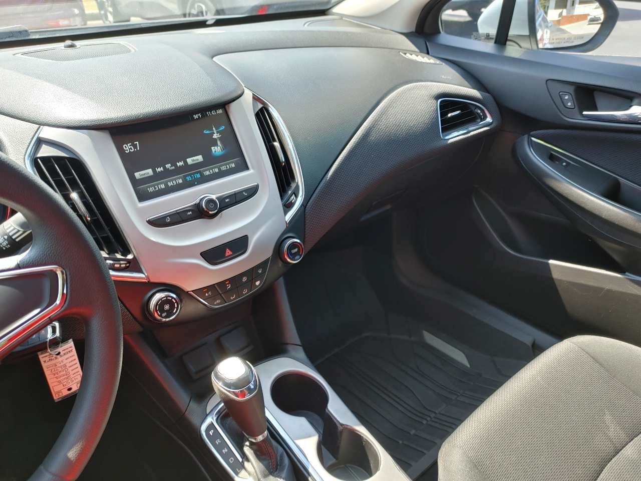 2018 Chevrolet Cruze LS photo 12