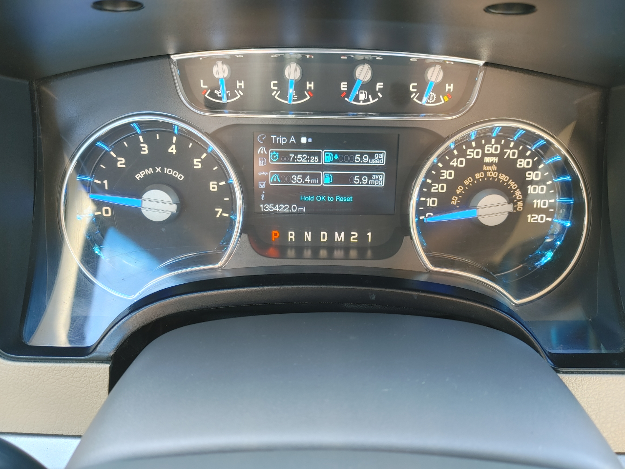 Ford F-150 4WD SuperCrew 157" Lariat 2013 Ford F-150 4WD SuperCrew 157" Lariat 2013