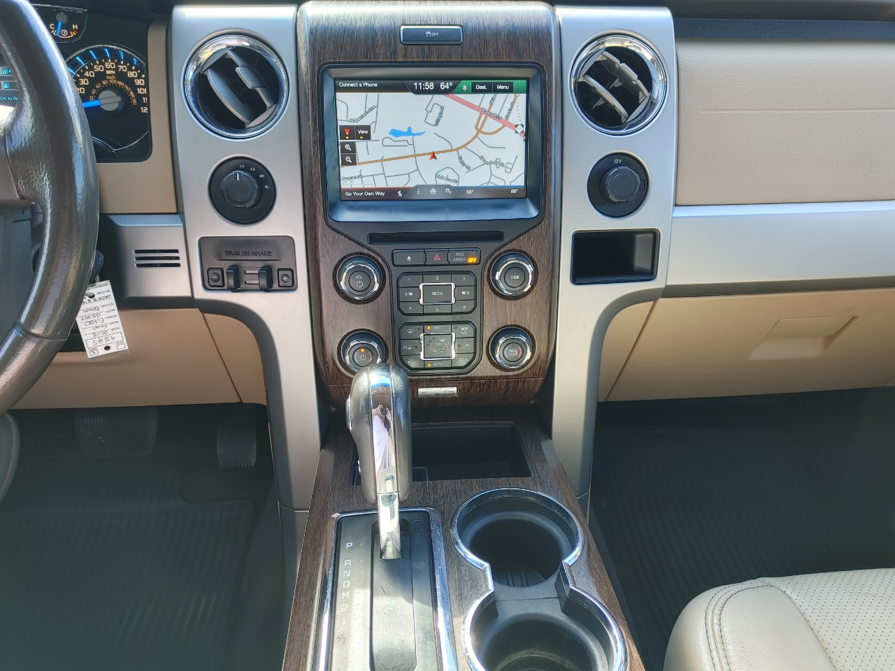 Ford F-150 4WD SuperCrew 157" Lariat 2013 Ford F-150 4WD SuperCrew 157" Lariat 2013