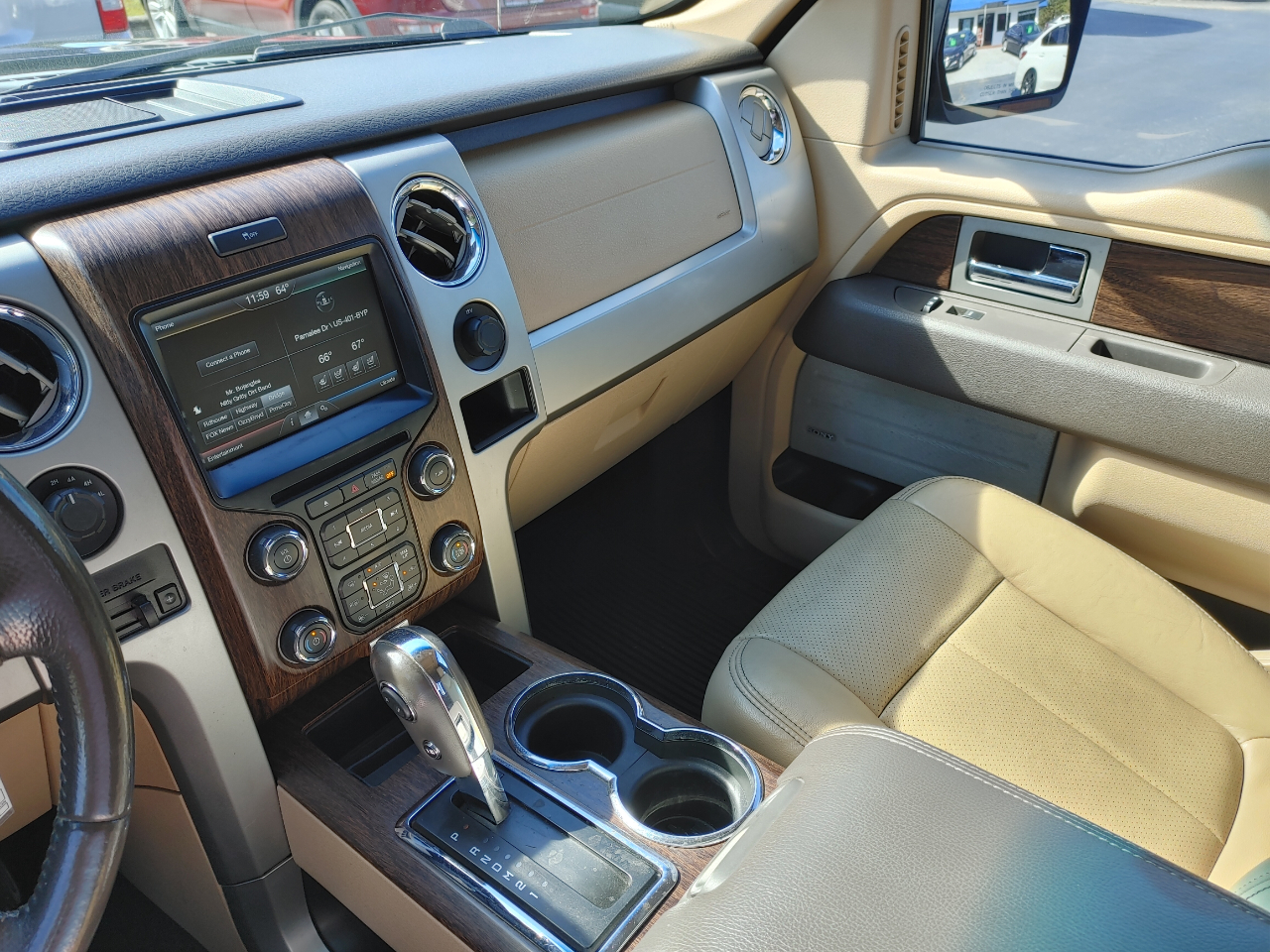 Ford F-150 4WD SuperCrew 157" Lariat 2013 Ford F-150 4WD SuperCrew 157" Lariat 2013