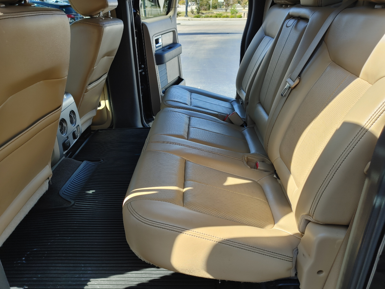 Ford F-150 4WD SuperCrew 157" Lariat 2013 Ford F-150 4WD SuperCrew 157" Lariat 2013
