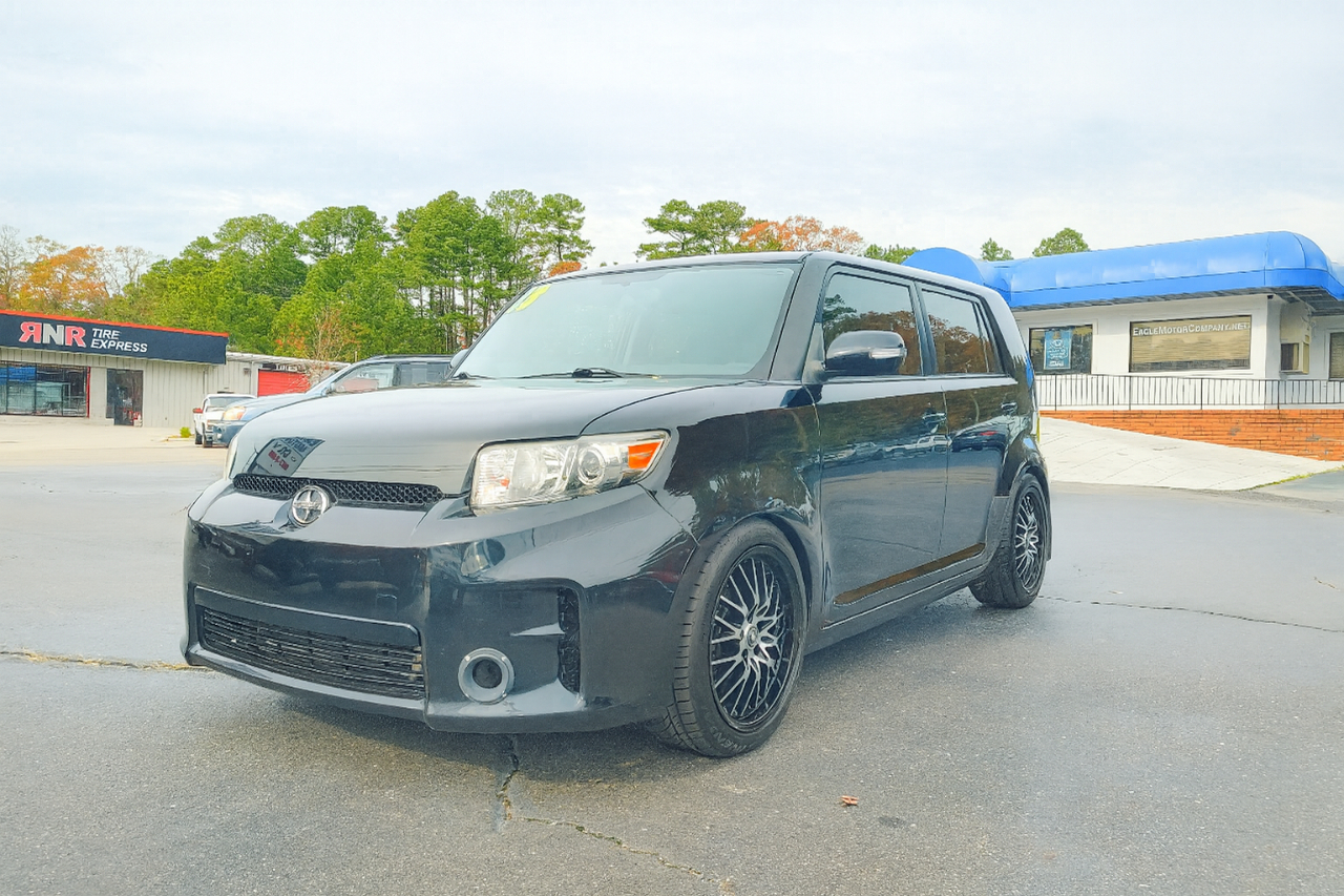 2013 Scion xB Wagon