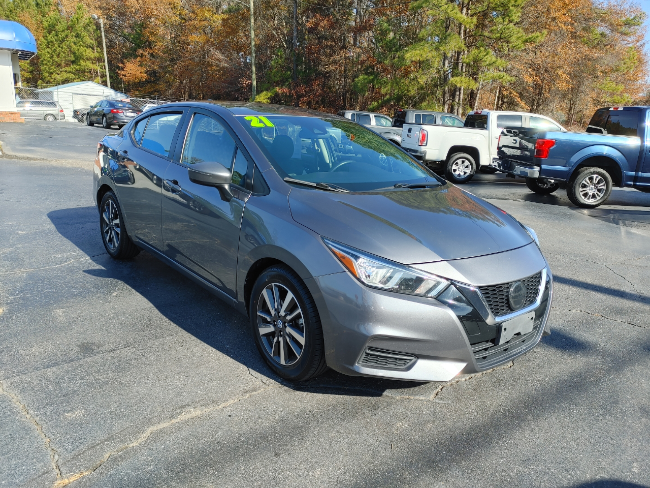 Nissan Versa SV 2021