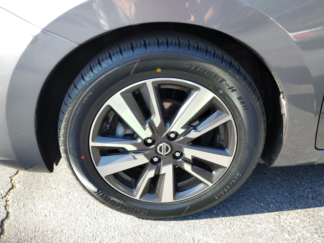 Nissan Versa SV 2021