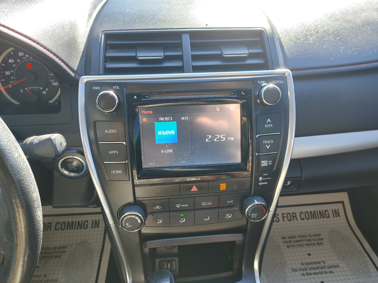 Toyota Camry SE 2016