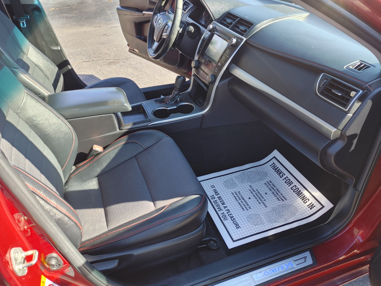 Toyota Camry SE 2016