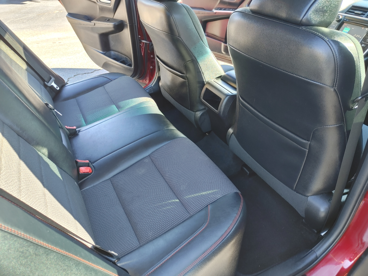 Toyota Camry SE 2016