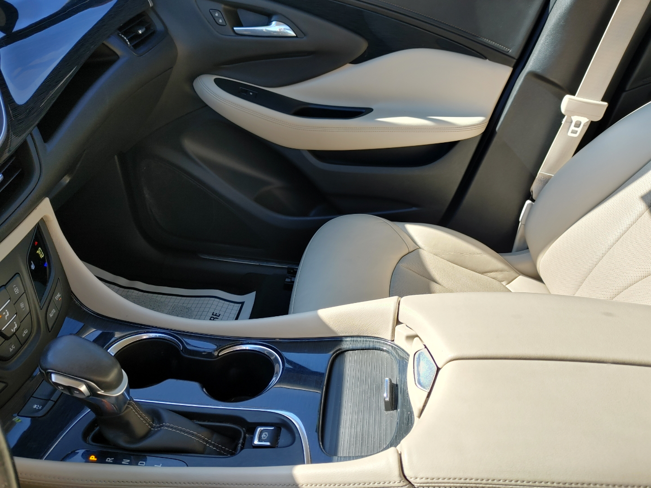 Buick Envision Essense 2017