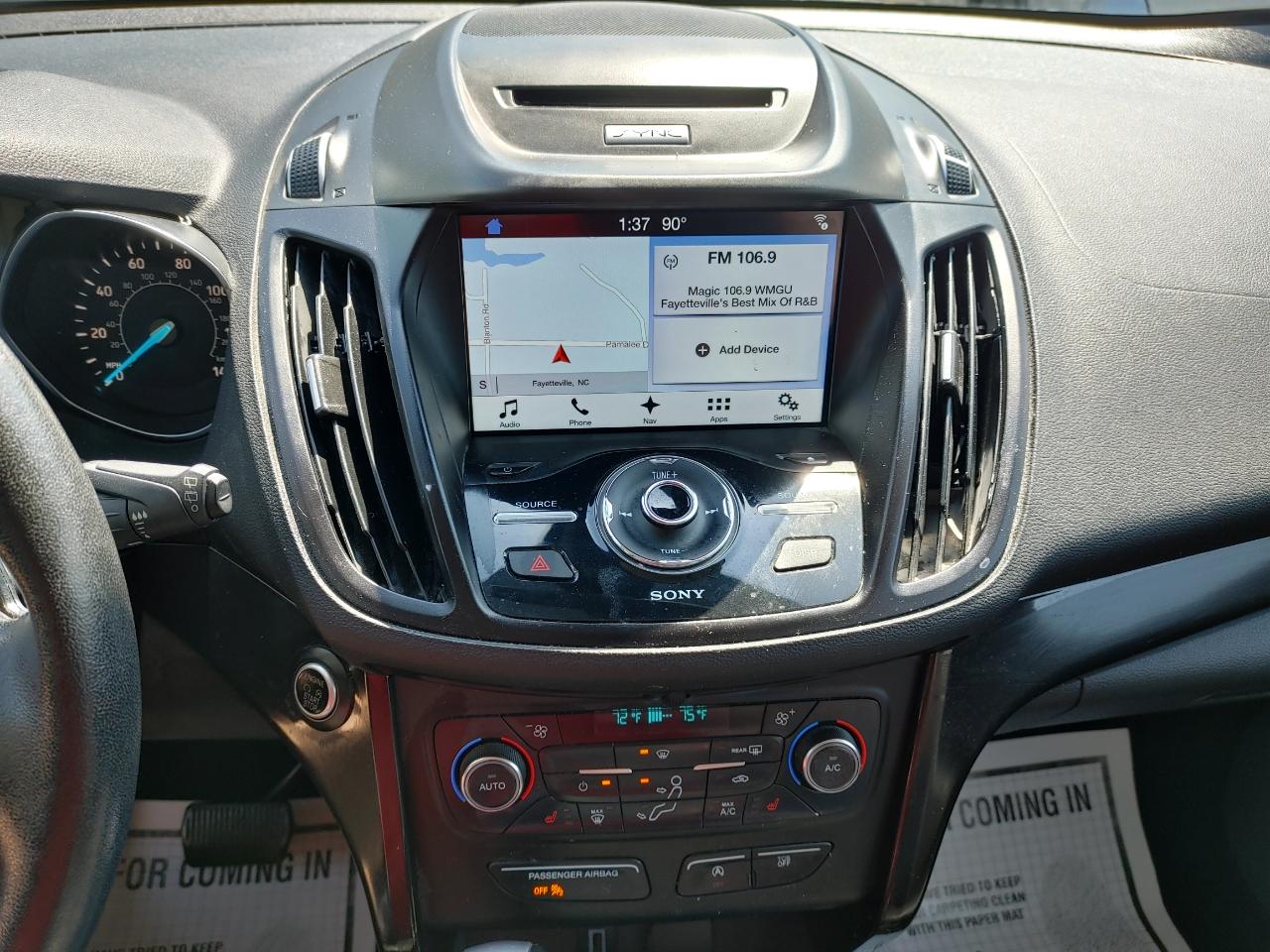 Ford Escape Titanium 4WD 2017