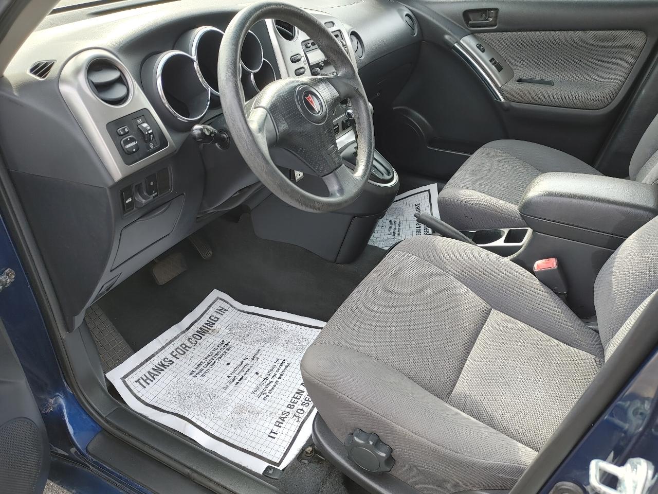 Pontiac Vibe 4dr HB 2004