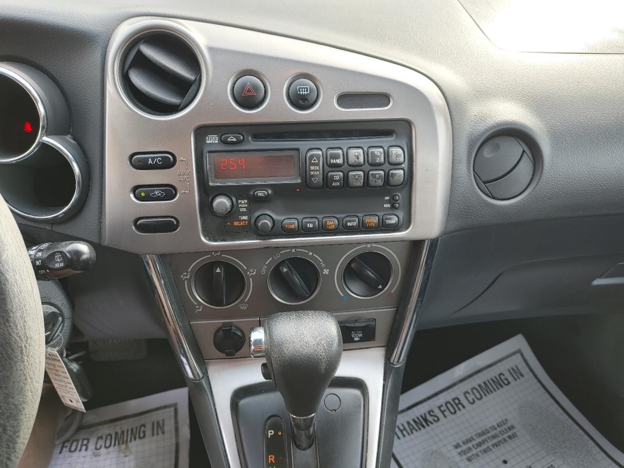 Pontiac Vibe 4dr HB 2004