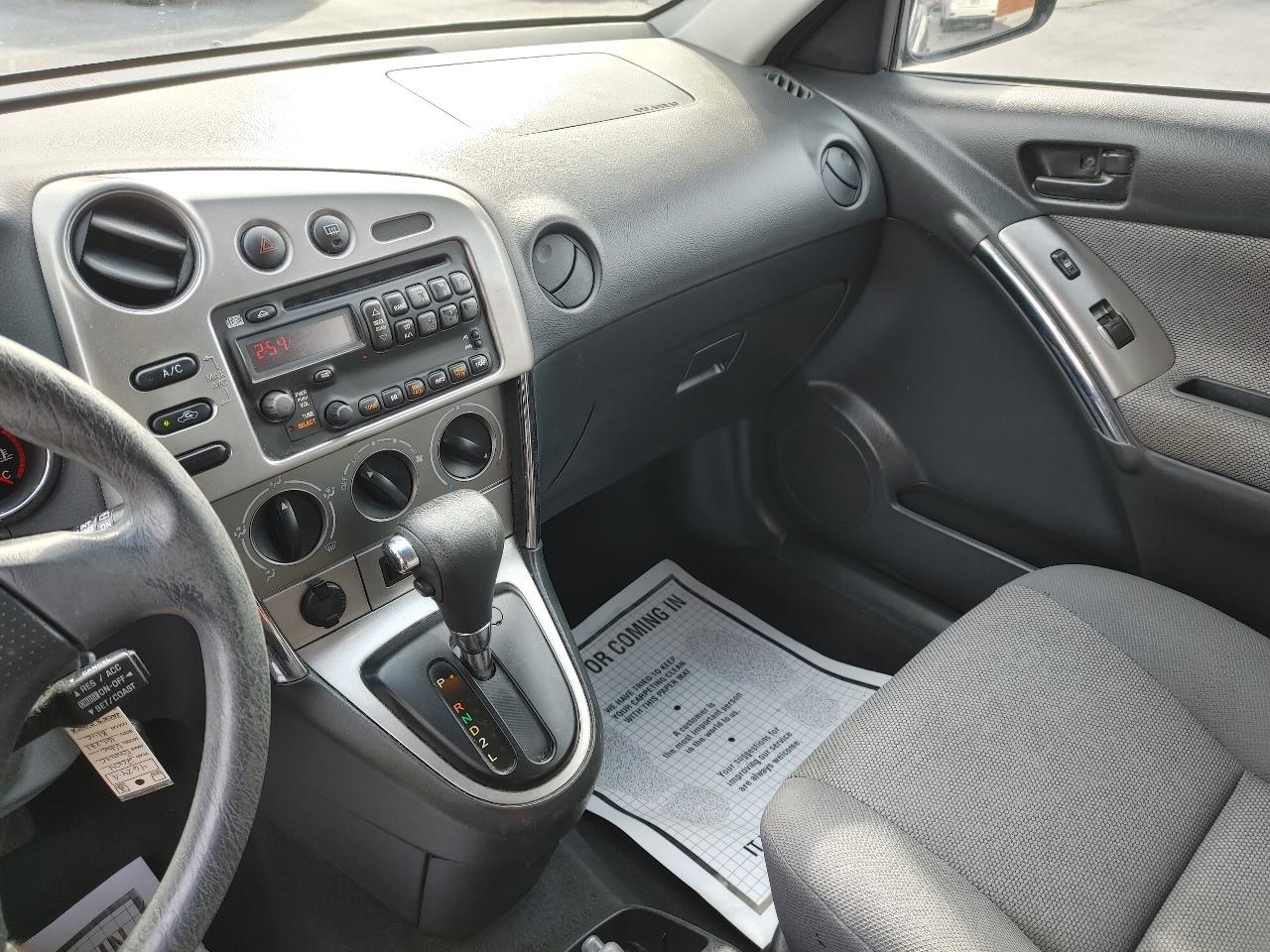 Pontiac Vibe 4dr HB 2004