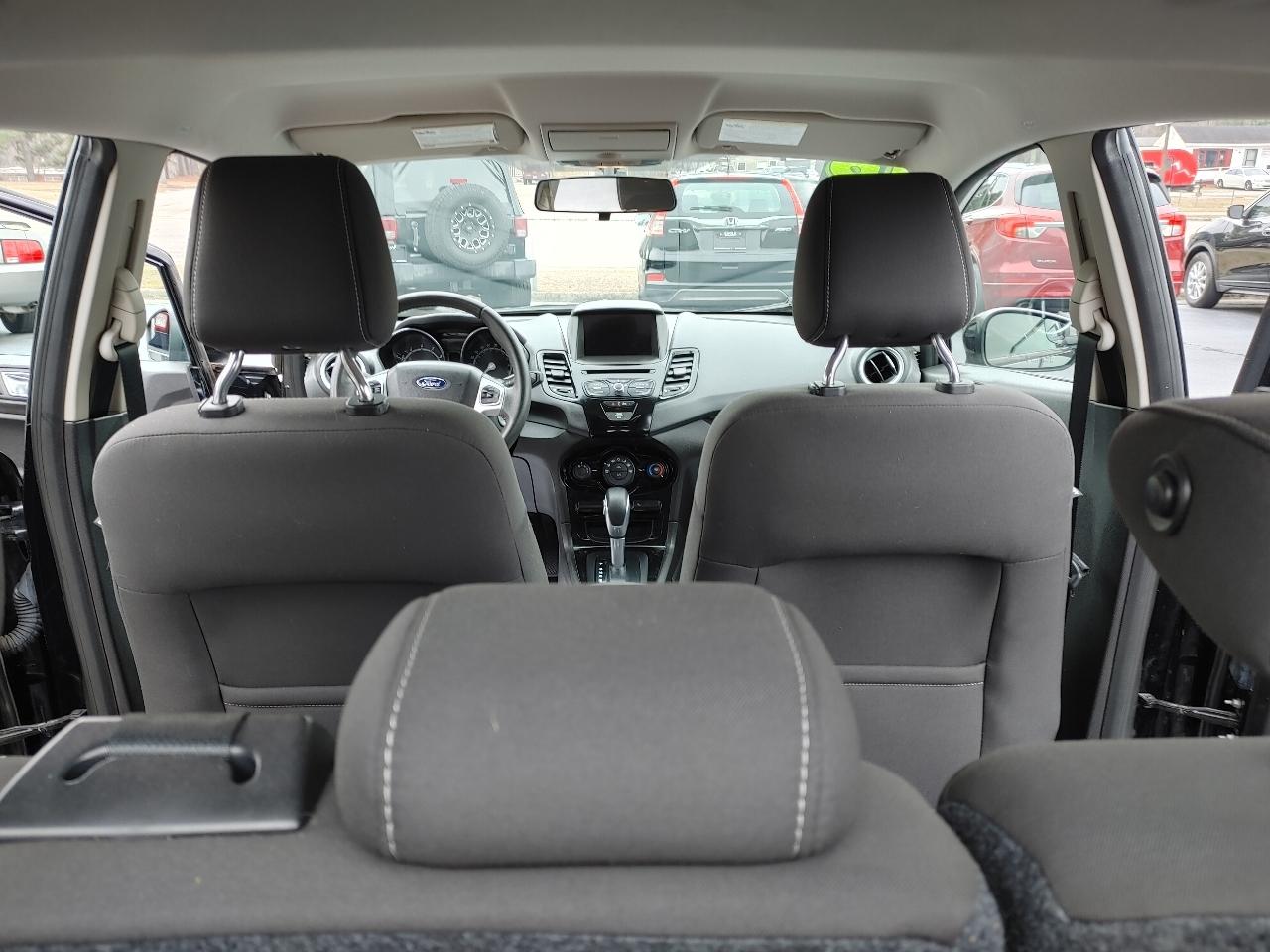 Ford Fiesta 5dr HB SE 2016