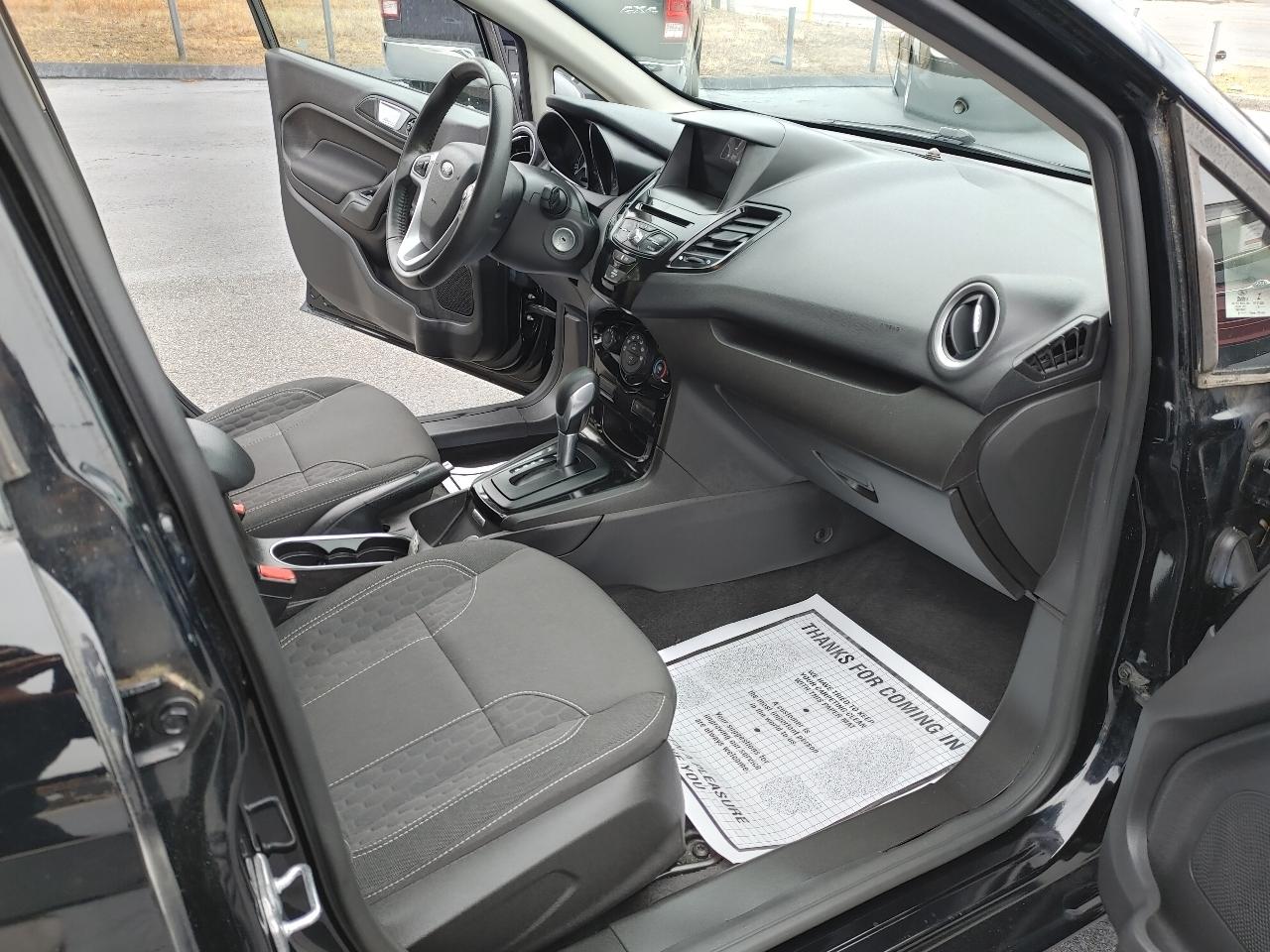 Ford Fiesta 5dr HB SE 2016