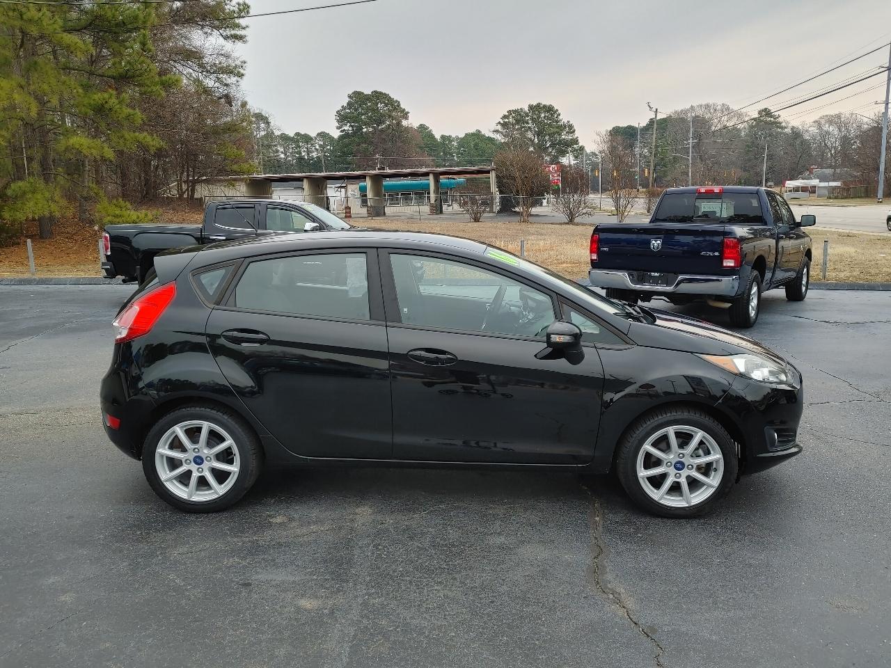 Ford Fiesta 5dr HB SE 2016