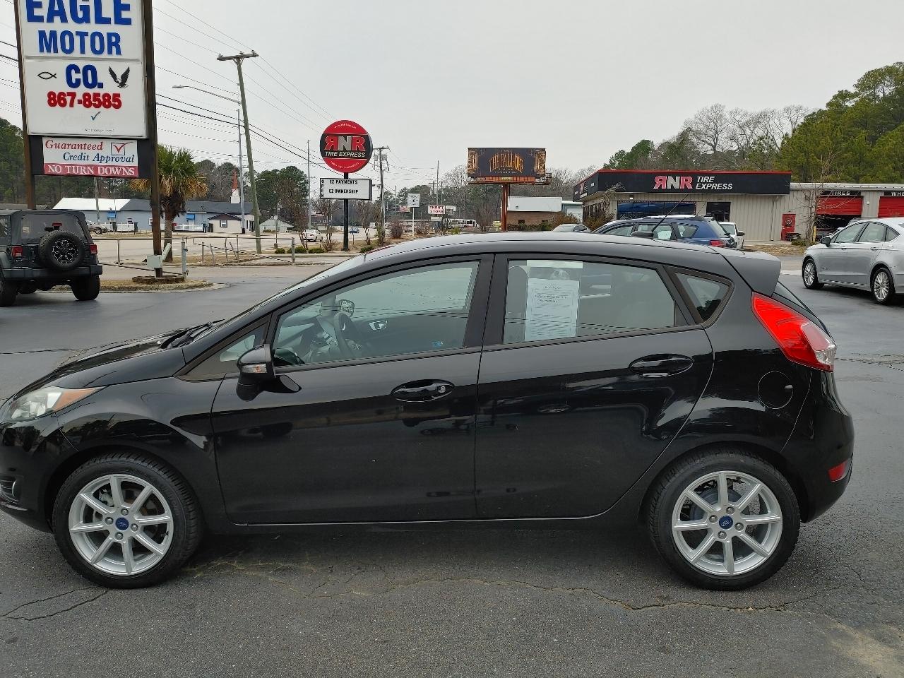 Ford Fiesta 5dr HB SE 2016