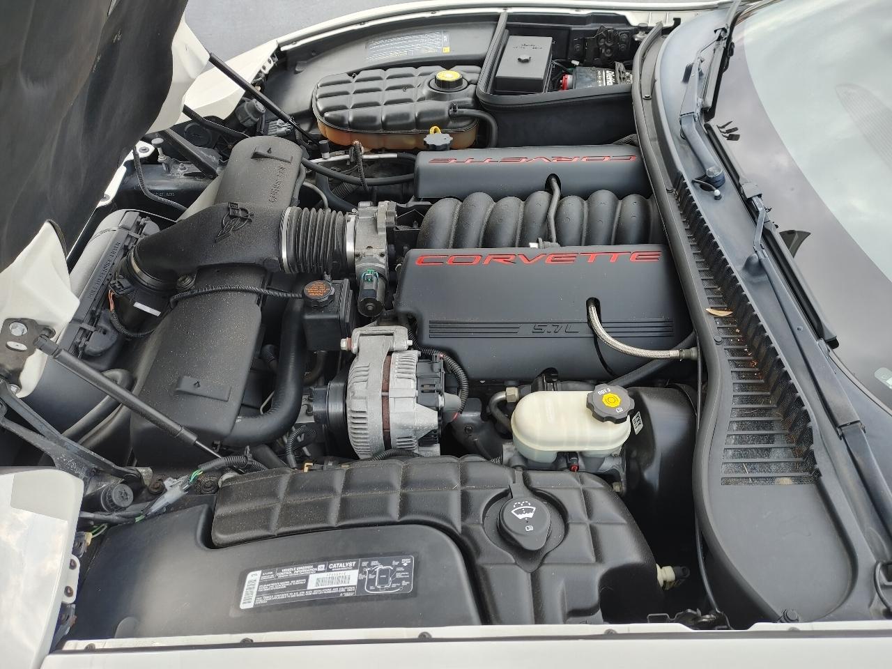 Chevrolet Corvette 2dr Convertible 2002