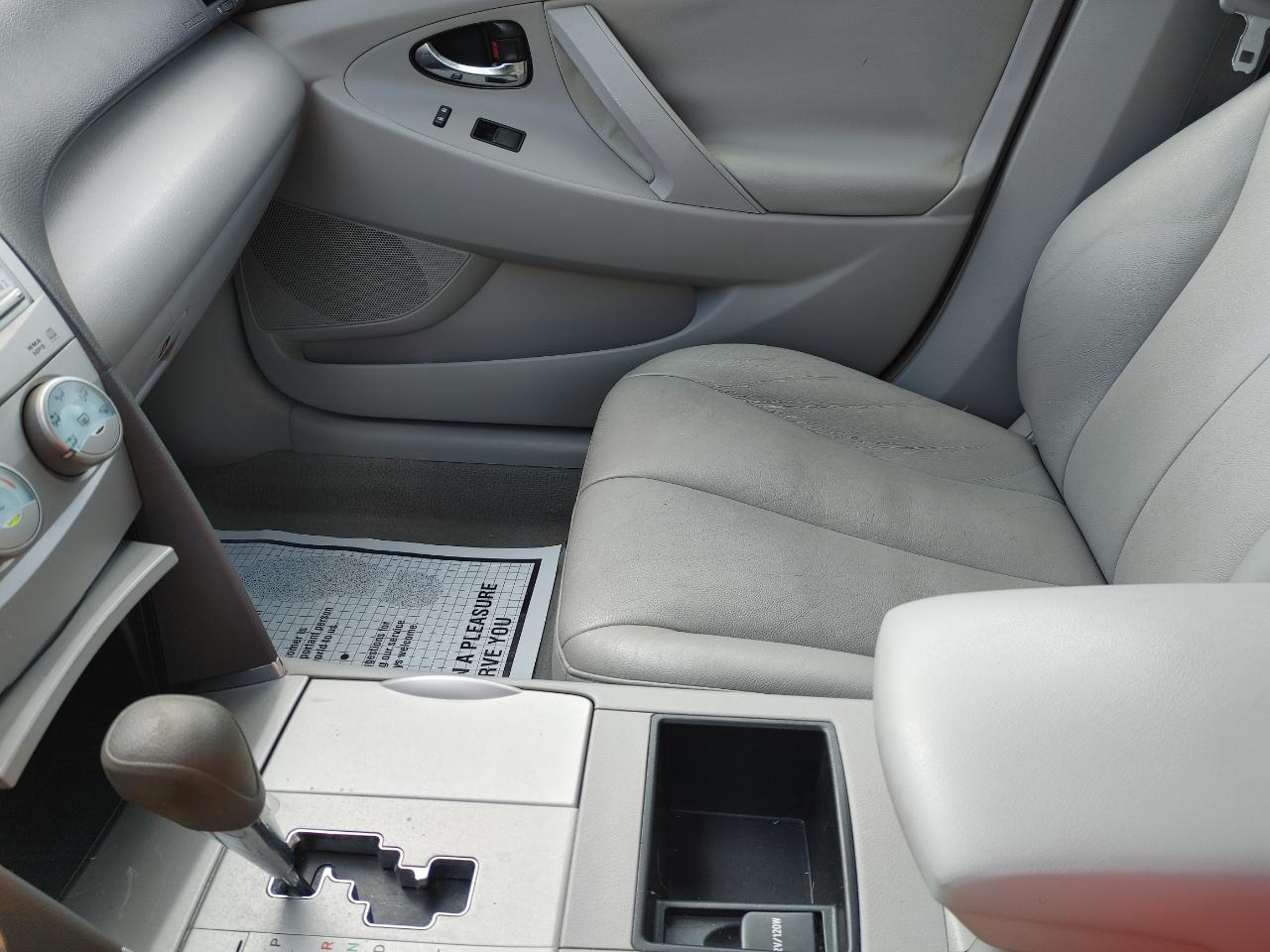 Toyota Camry LE 2007