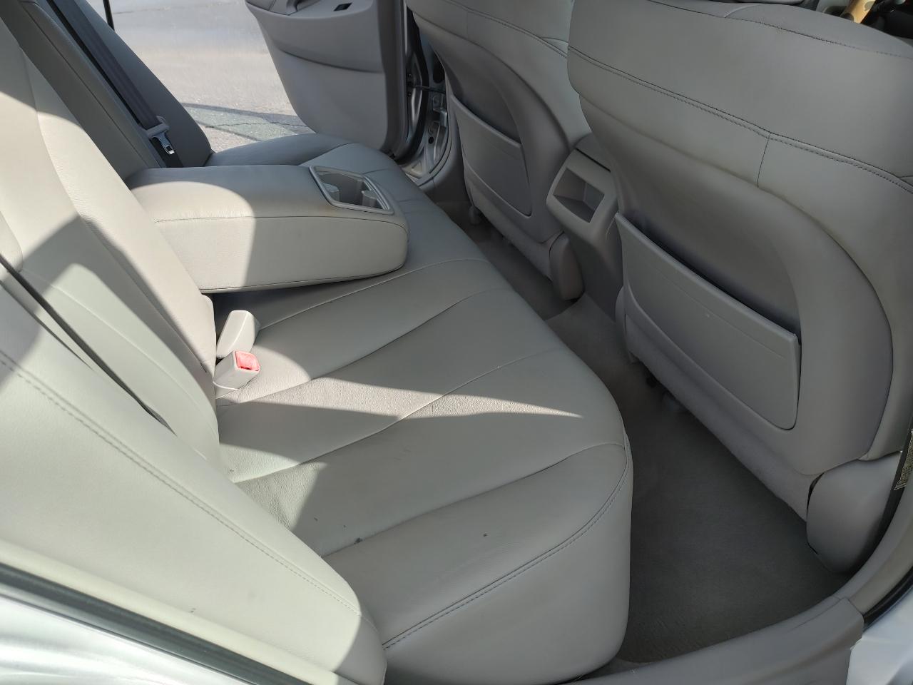 Toyota Camry LE 2007