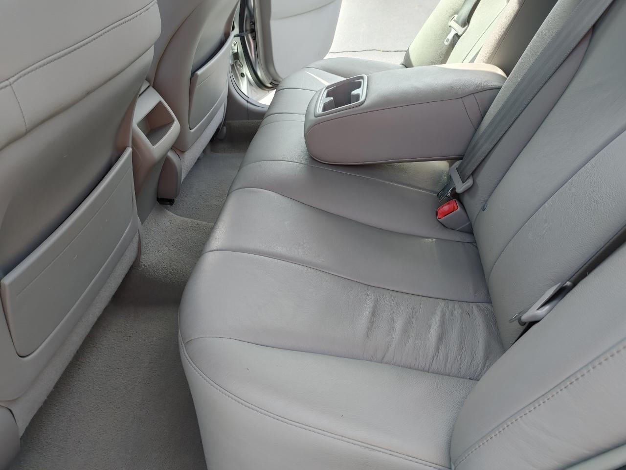 Toyota Camry LE 2007