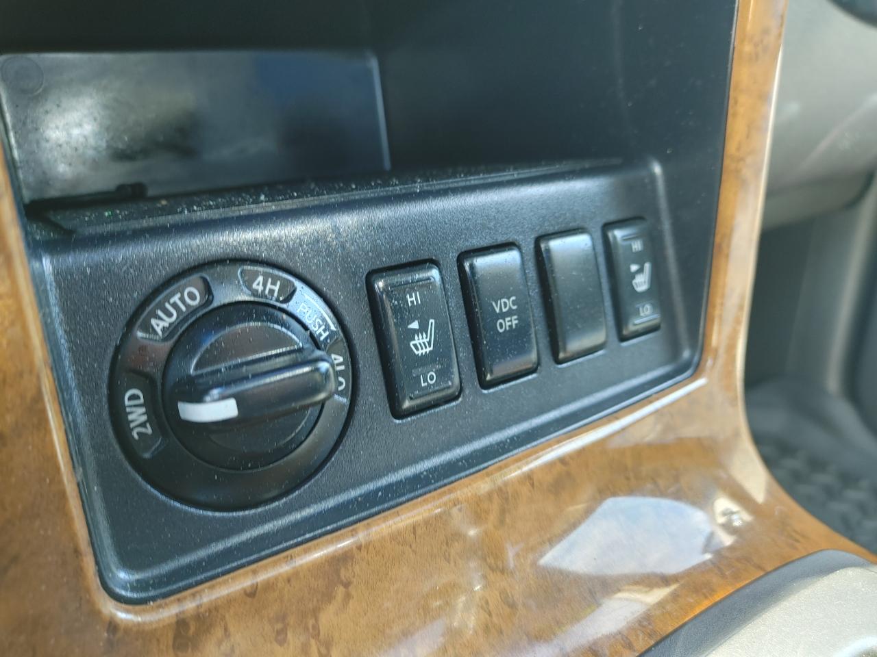 Nissan Pathfinder LE 2007