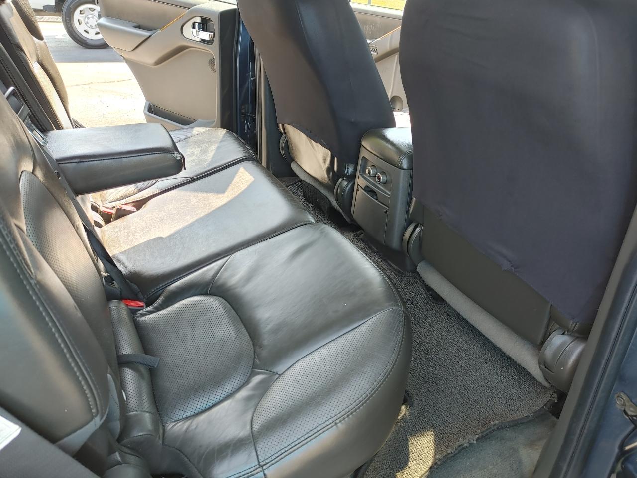 Nissan Pathfinder LE 2007