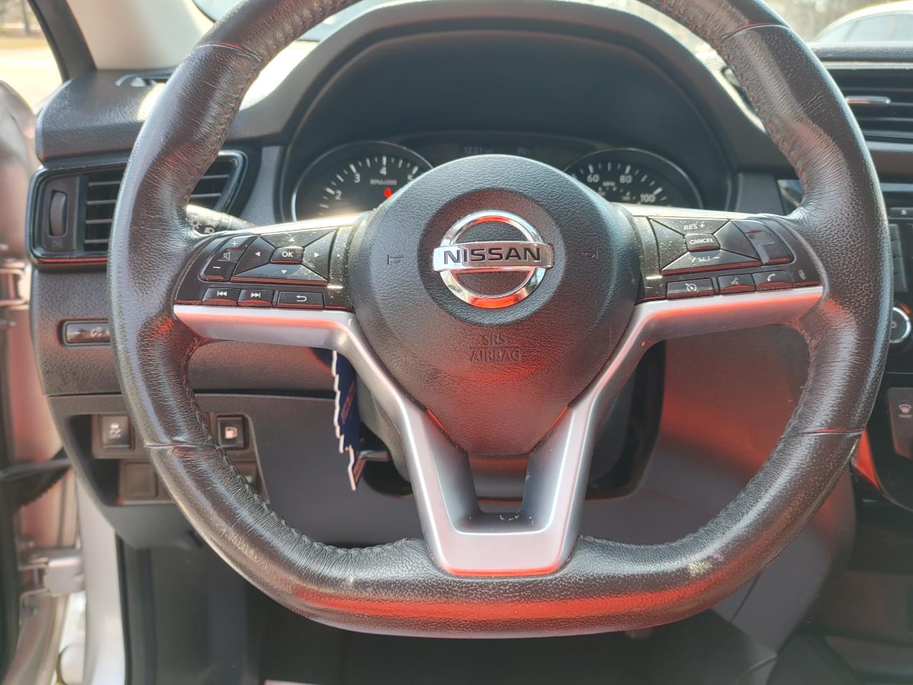 Nissan Rogue FWD SV 2018