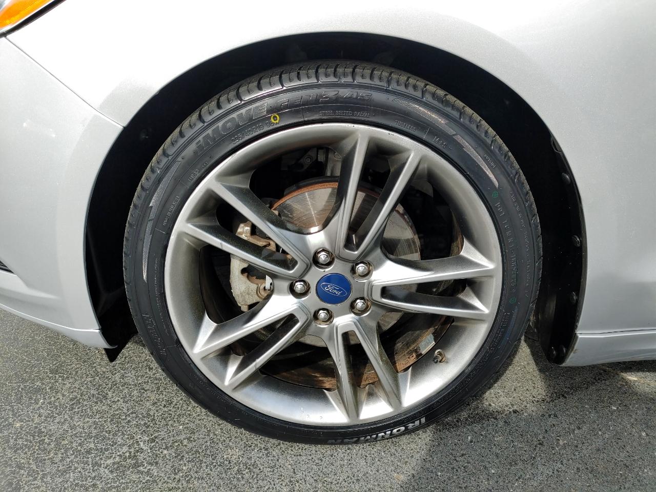 Ford Fusion Titanium 2016