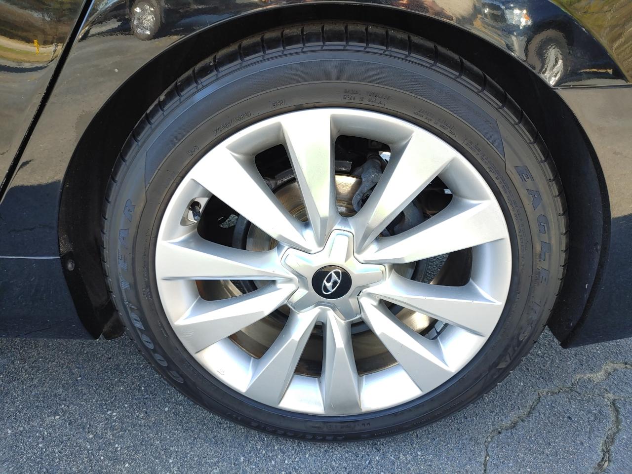 Hyundai Azera 4dr Sdn Limited 2016