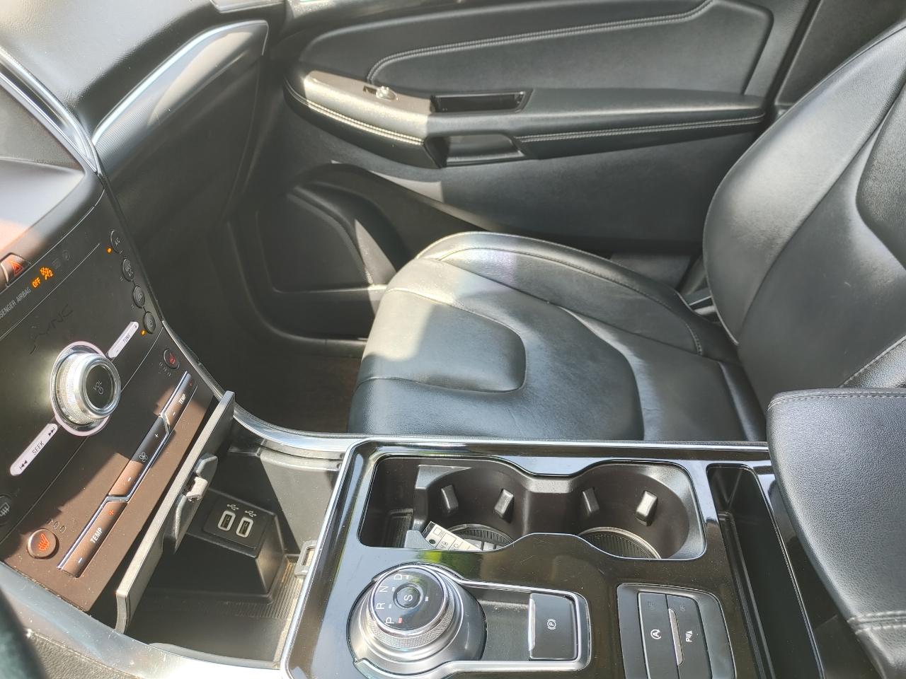 Ford Edge Titanium 2020