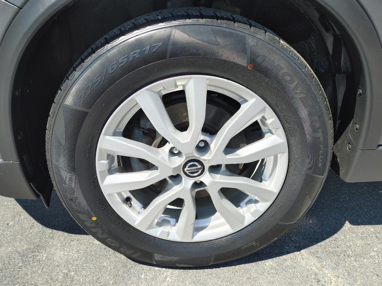 Nissan Rogue SV 2019