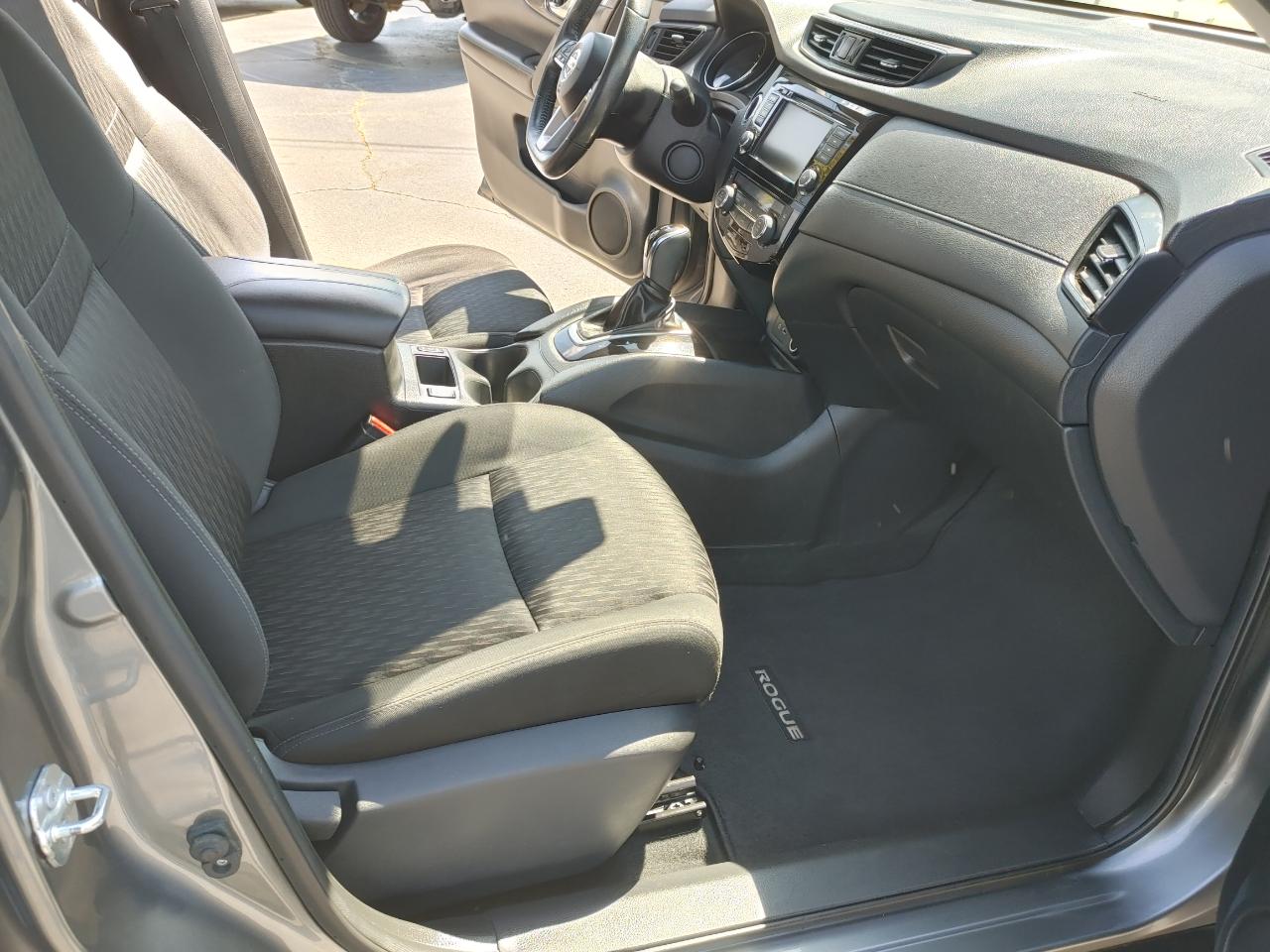 Nissan Rogue SV 2019