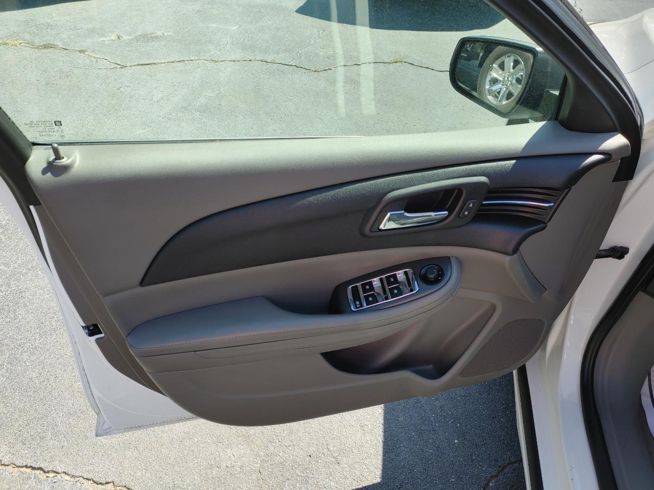 Chevrolet Malibu 4dr Sdn LS w/1LS 2013