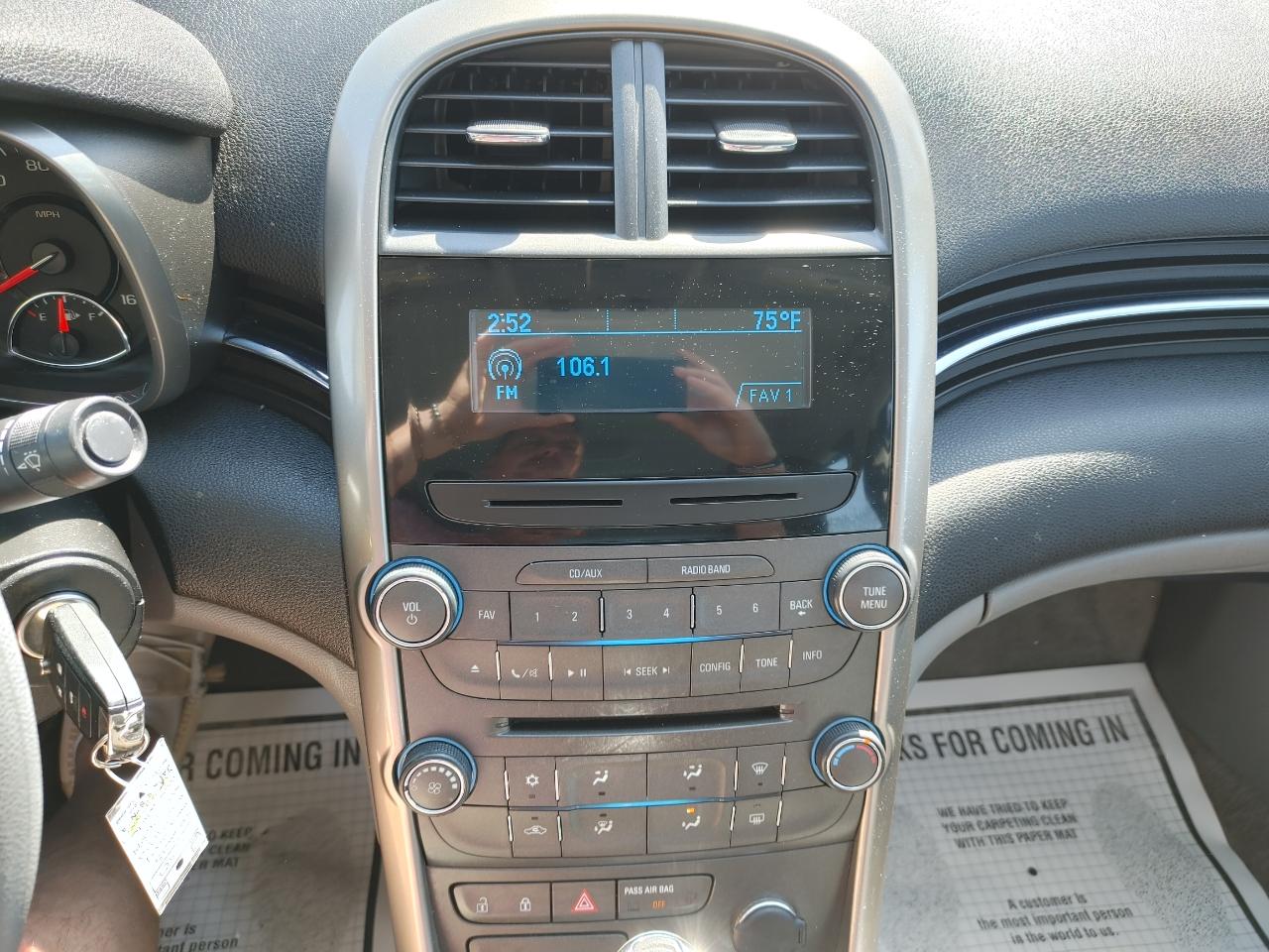 Chevrolet Malibu 4dr Sdn LS w/1LS 2013