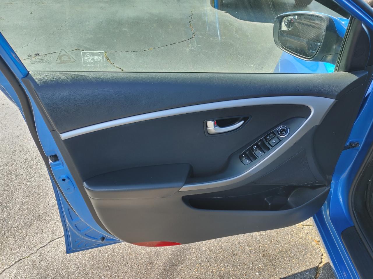 Hyundai Elantra GT  2017