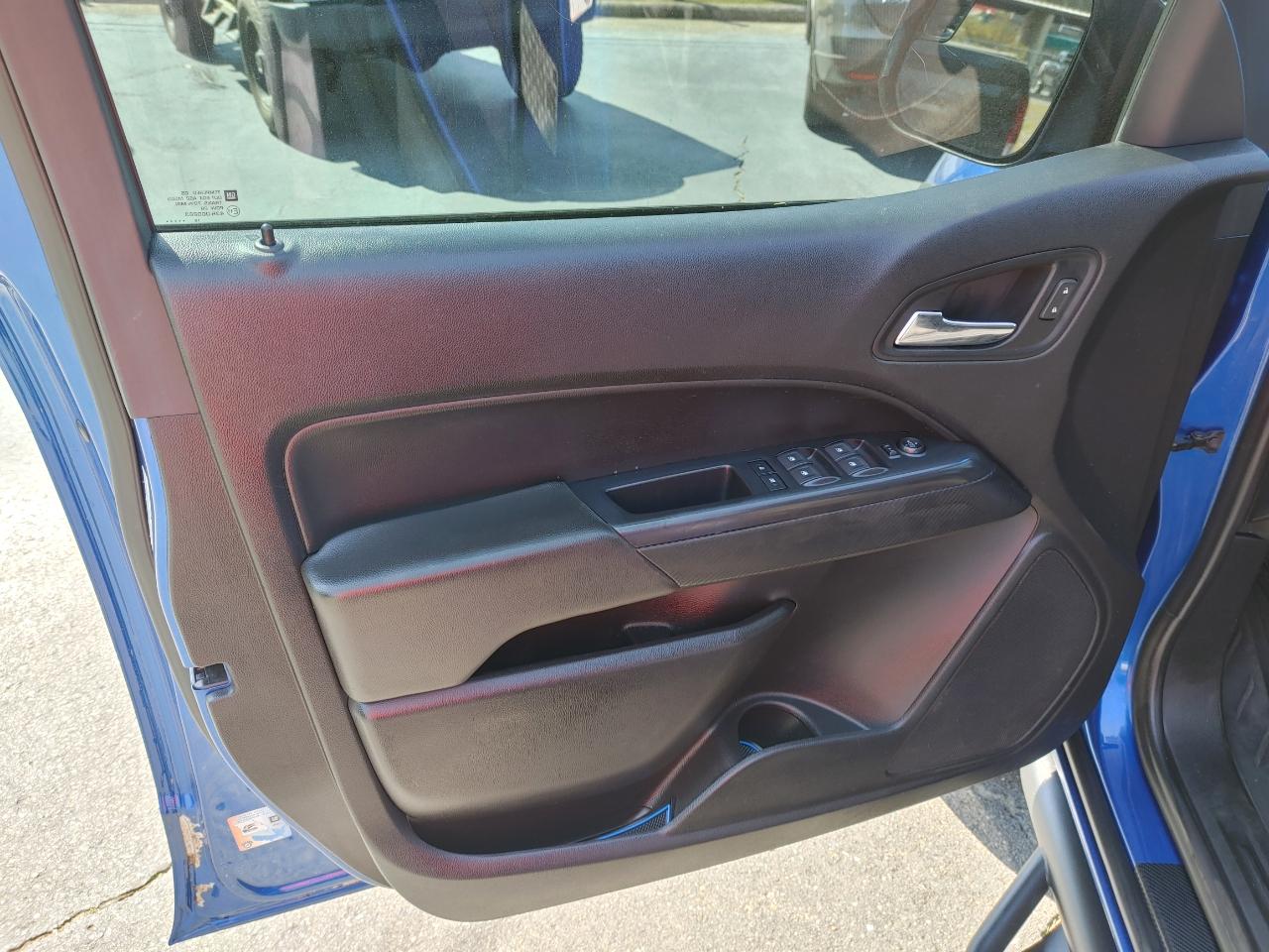 Chevrolet Colorado 2WD Crew Cab LT 2019