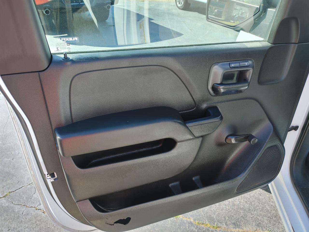 Chevrolet Silverado 1500 2WD Reg Cab 133.0" Work Truck 2016