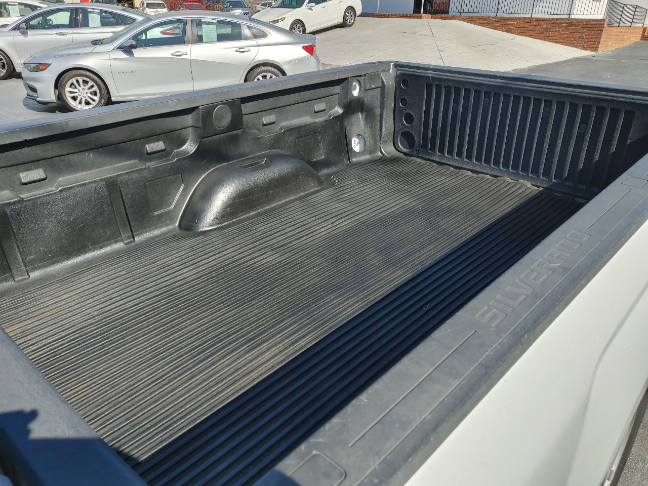 Chevrolet Silverado 1500 2WD Reg Cab 133.0" Work Truck 2016