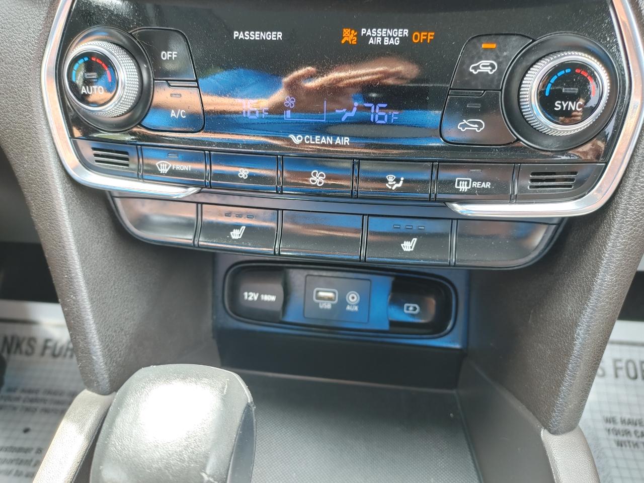 Hyundai Santa Fe SEL Plus 2.4L Auto AWD 2019