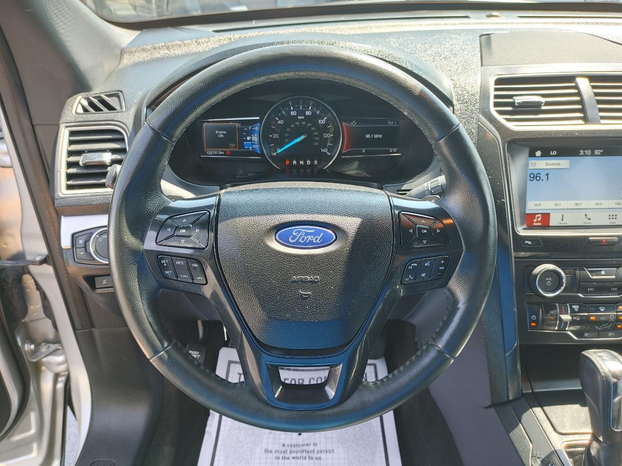 Ford Explorer XLT 2017