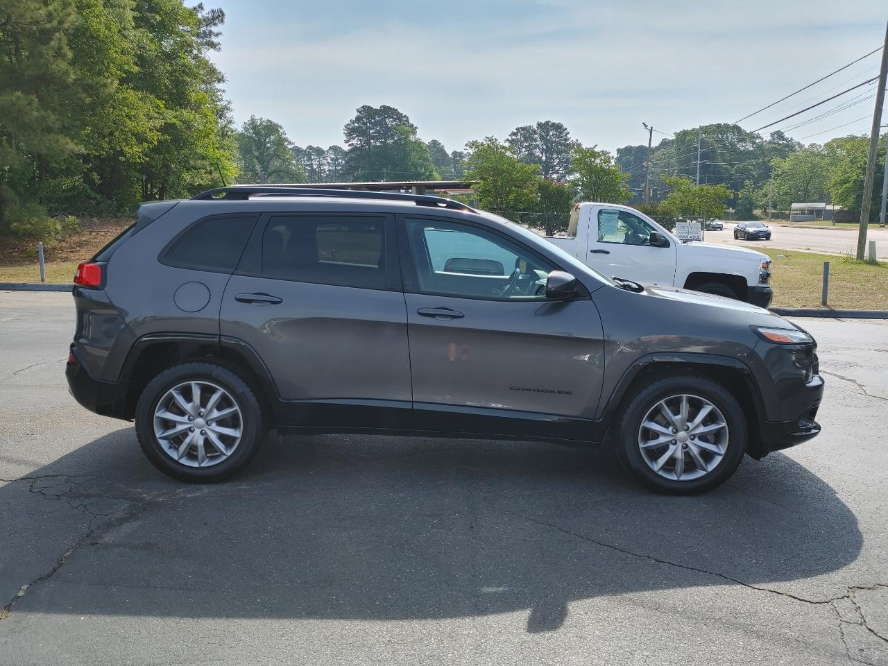 Jeep Cherokee Latitude Tech Connect 4x4 2018