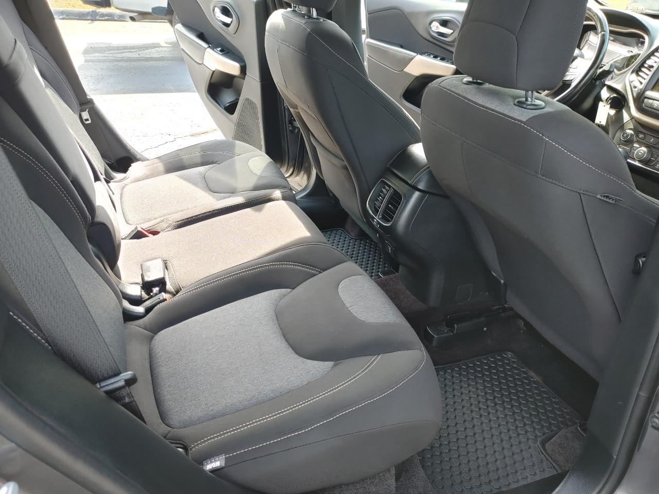 Jeep Cherokee Latitude Tech Connect 4x4 2018