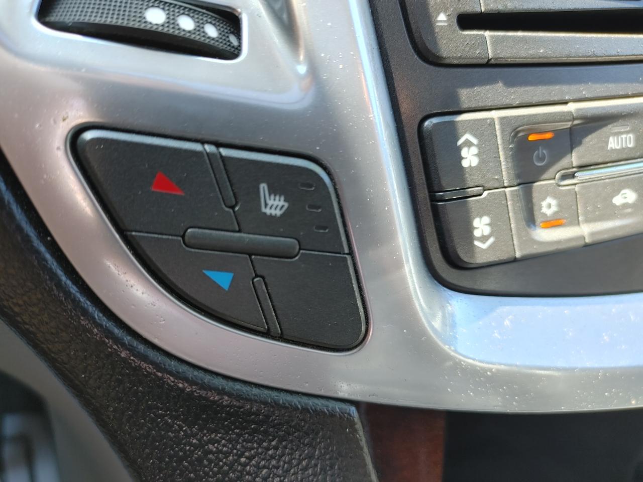 Cadillac SRX Luxury Collection AWD 2011