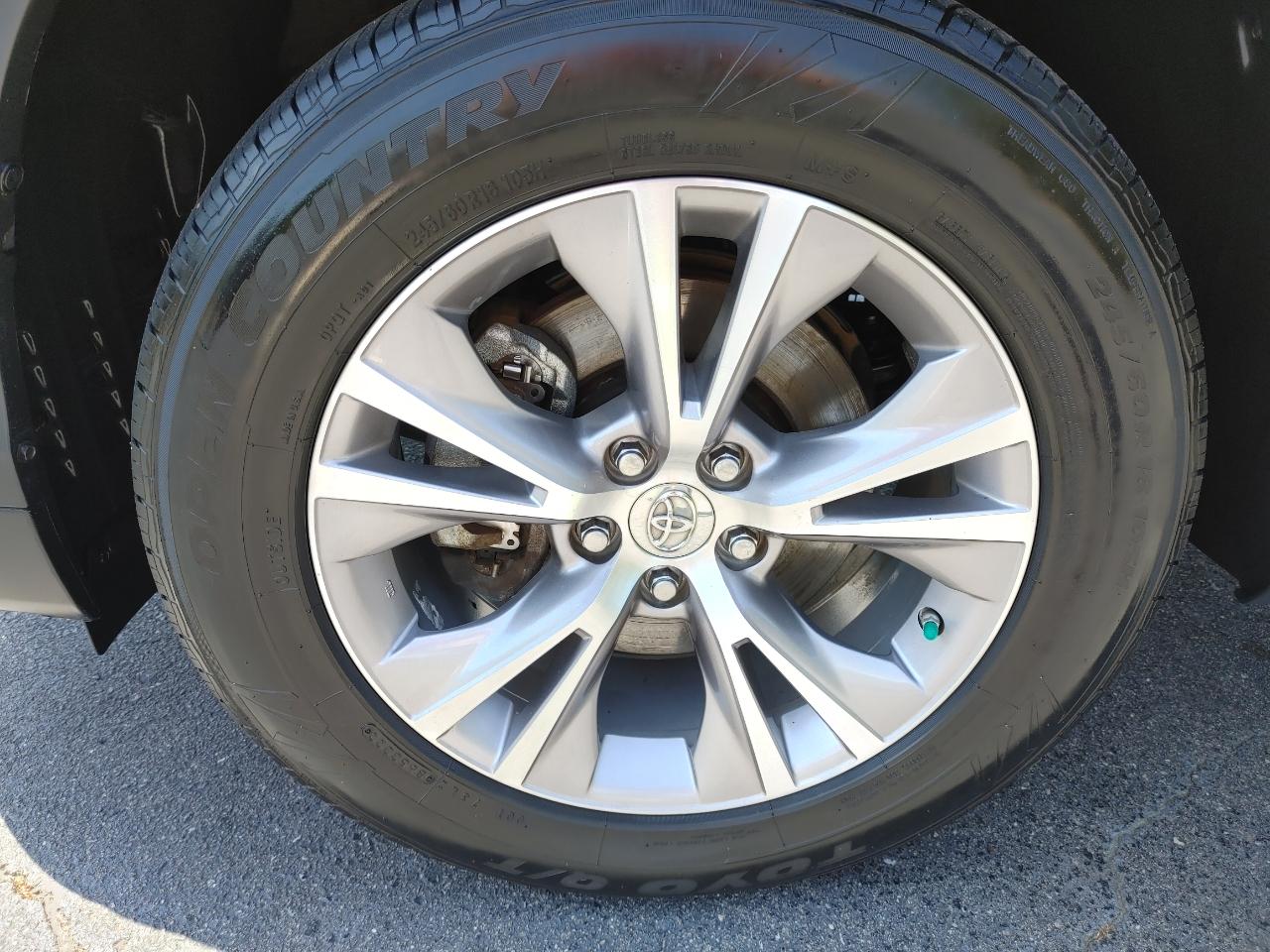 Toyota Highlander XLE FWD V6 2015