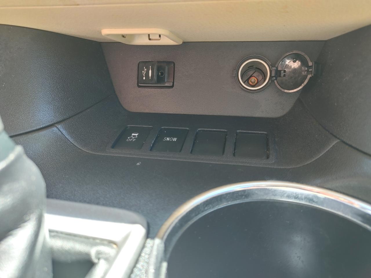 Toyota Highlander XLE FWD V6 2015