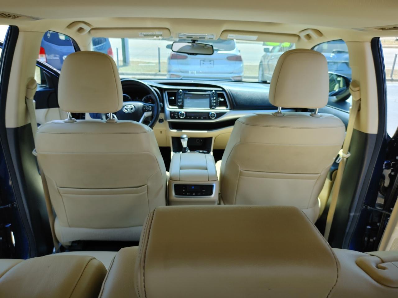 Toyota Highlander XLE FWD V6 2015