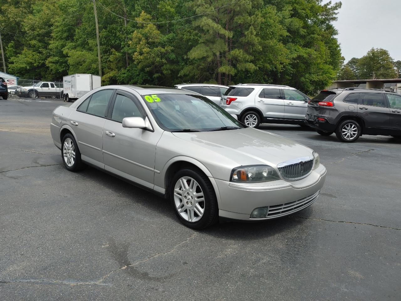 Lincoln LS 4dr Sdn V8 Auto w/Sport Pkg 2005