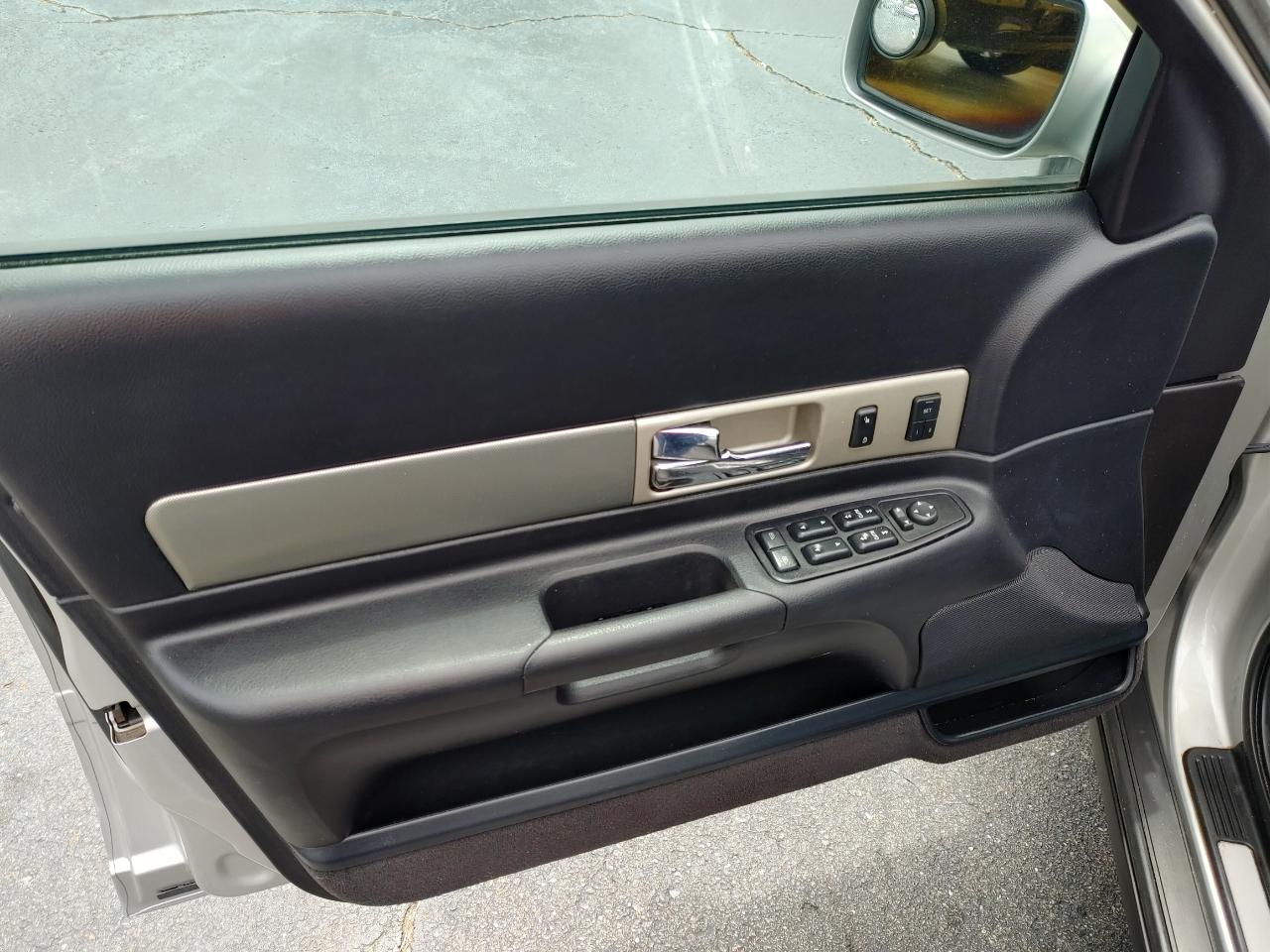 Lincoln LS 4dr Sdn V8 Auto w/Sport Pkg 2005