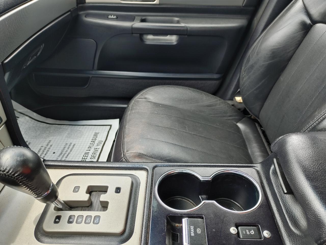 Lincoln LS 4dr Sdn V8 Auto w/Sport Pkg 2005